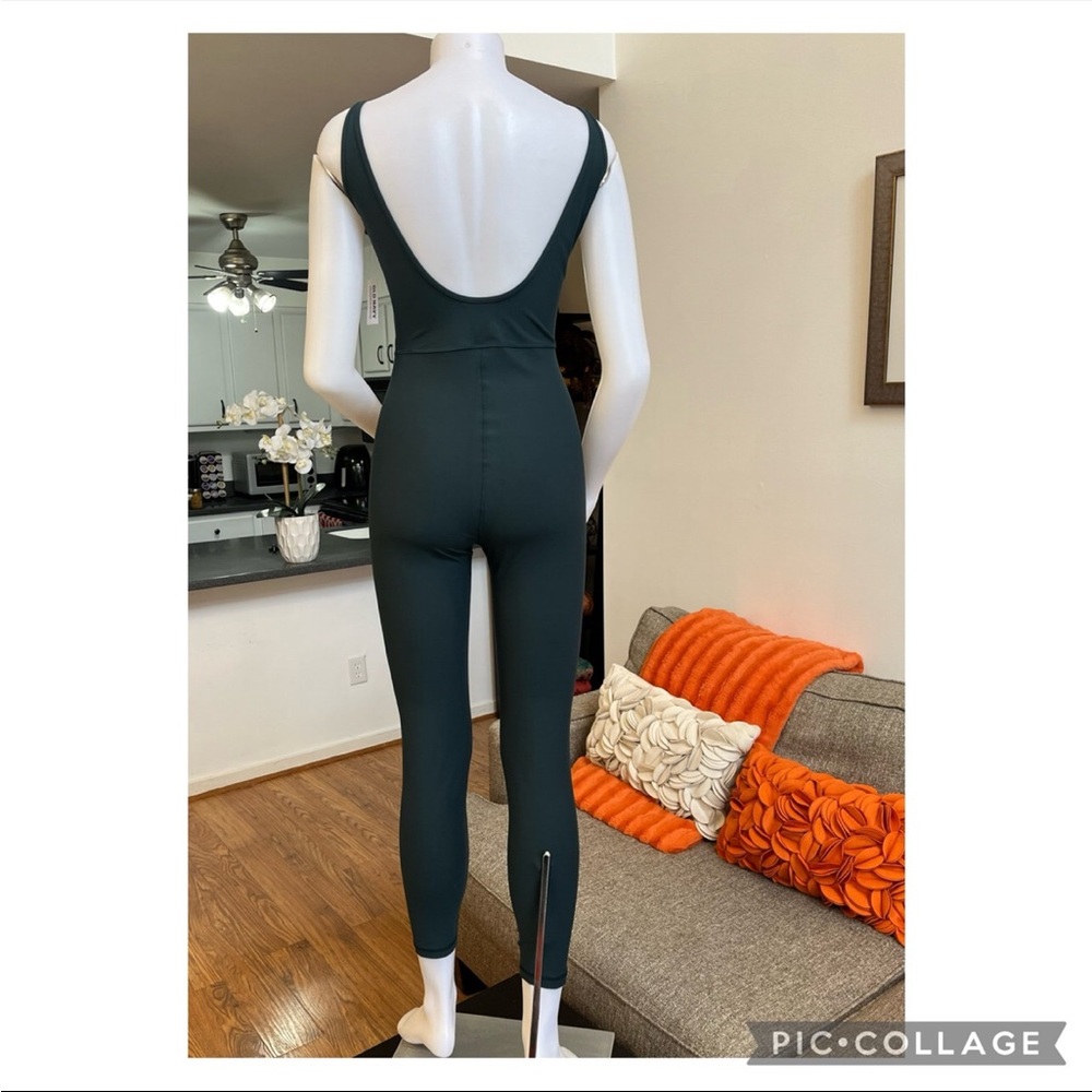 ❣️🆕Old Navy PowerSoft Sleeveless 7/8 Bodysuit❣️ - Picture 7 of 8